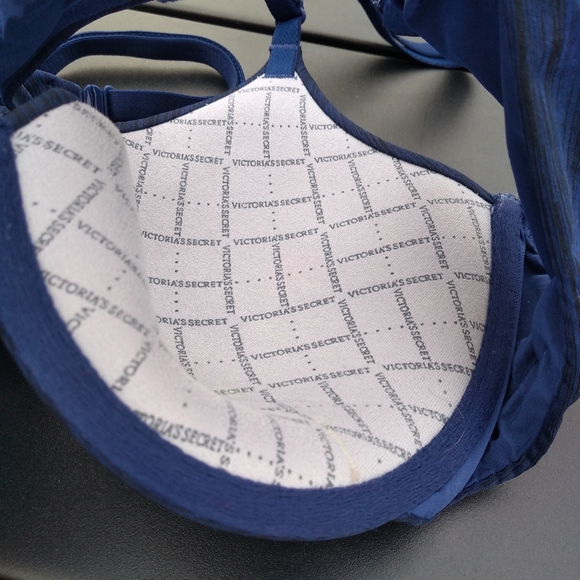 Victoria's Secret Uplift Semi Demi Bra Size 34B, Blue & Black Pattern, U… - Picture 5 of 11